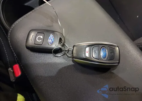 2025 Subaru Legacy Premium z USA, uszkodzony, nr VIN 4S3BWAD63S3015704